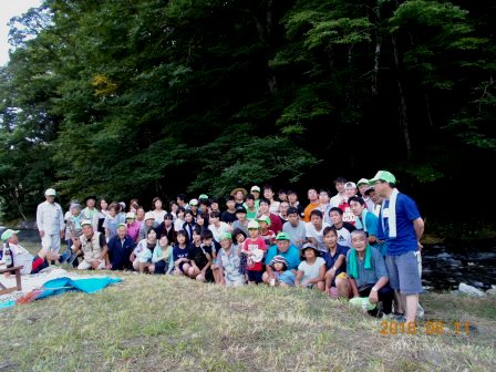 8/11：石磨き大会集合写真